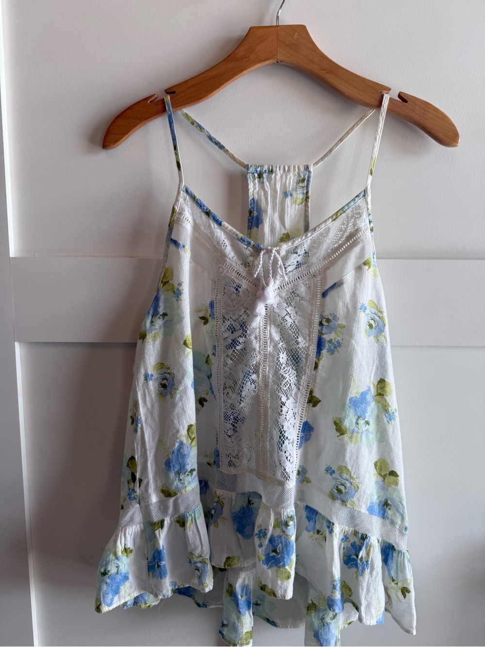 Abercrombie & Fitch White Floral Lace-Front Top with Blue & Green Print
